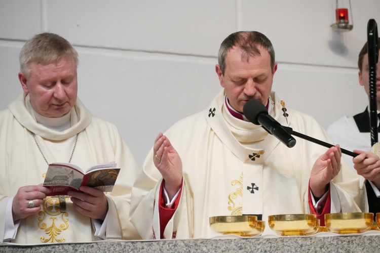 Koronacja wizerunku Matki Bożej Pocieszenia w Gdyni