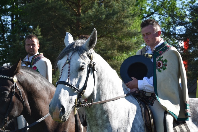 Banderia konna w ludźmierskim sanktuarium