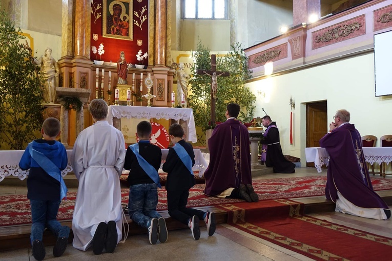 Walim. Misje Święte zakończyli w uroczystość Trójcy Przenajświętszej