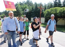 – Te rekolekcje w drodze wyróżniają rodzinna atmosfera i mariański charakter – zaprasza na szlak ksiądz przewodnik.