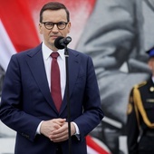 Śląskie. Premier Mateusz Morawiecki z wizytą w regionie. Odsłonił mural i obiecał tańszy węgiel na zimę