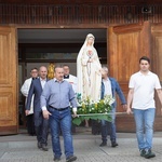 Nabożeństwo fatimskie w parafii pw. św. Stanisława Kostki we Wrocławiu