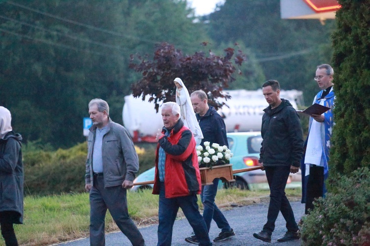 Procesja fatimska w Koszycach Małych