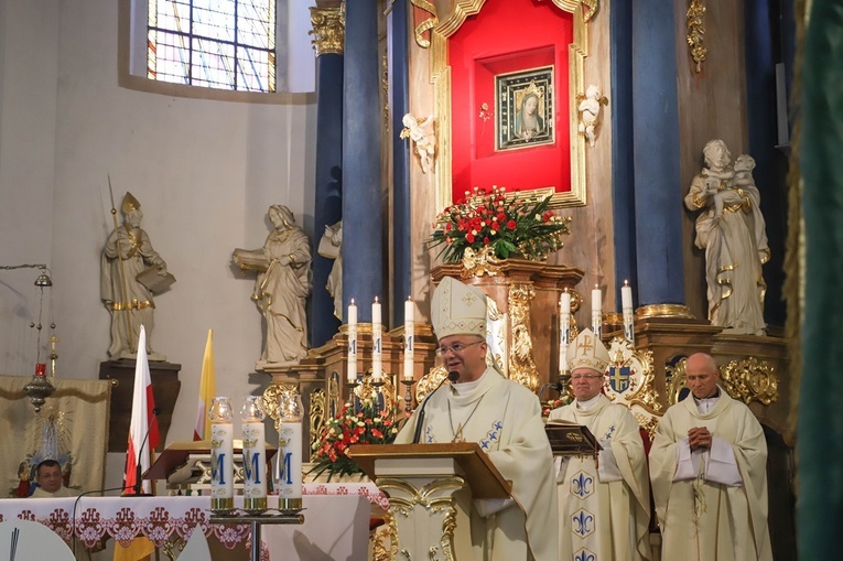 Pielgrzymka leśników do Rokitna