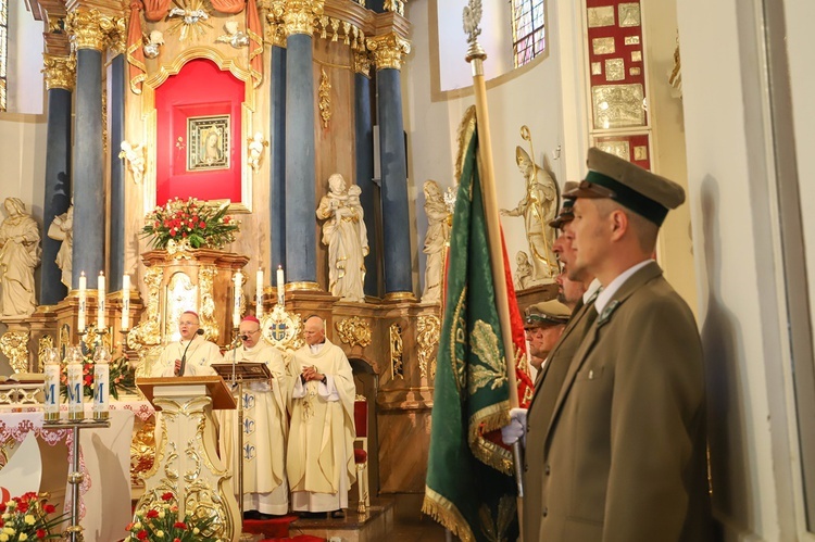 Pielgrzymka leśników do Rokitna