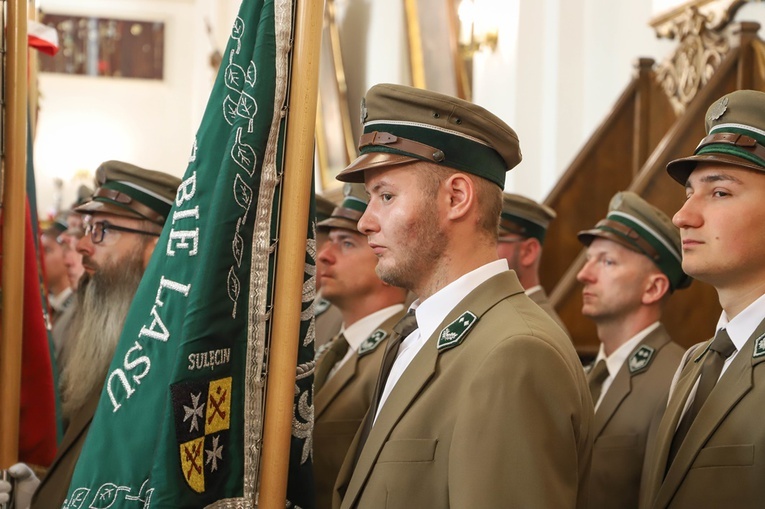 Pielgrzymka leśników do Rokitna