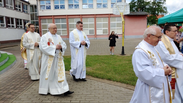 20. rocznica nadania szkole imienia św. Jana Pawła II