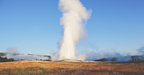 10 tysięcy turystów ewakuowanych z Parku Narodowego Yellowstone z powodu powodzi