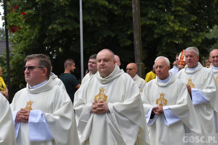 Pielgrzymka chorych, niepełnosprawnych i służby zdrowia do Rokitna