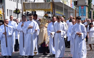 Procesja eucharystyczna w Zielonej Górze