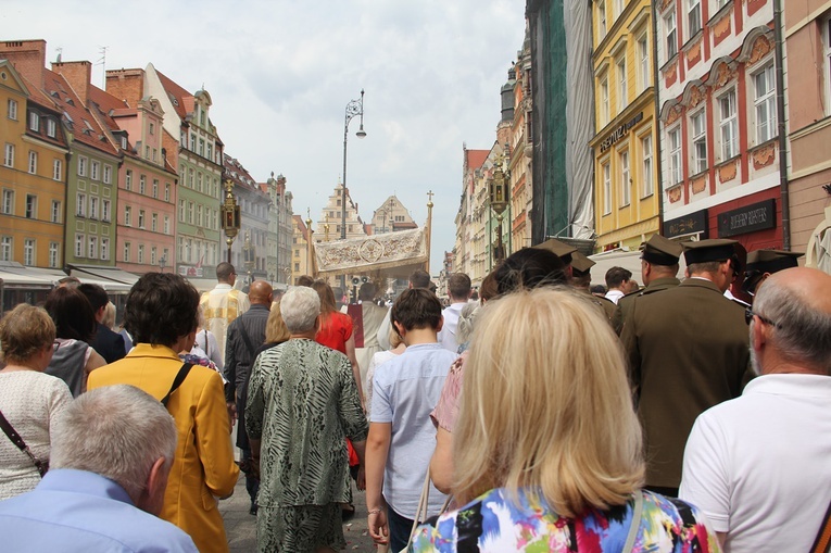 Centralna procesja Bożego Ciała [ZDJĘCIA]