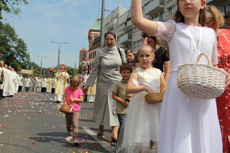 Centralna procesja Bożego Ciała [ZDJĘCIA]