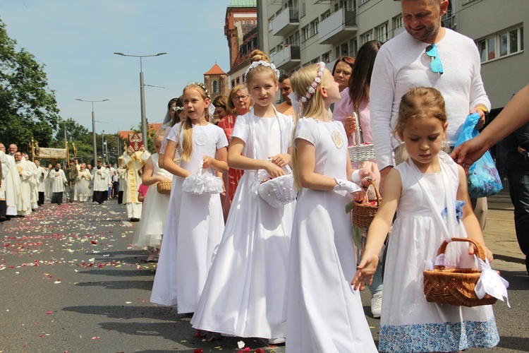 Centralna procesja Bożego Ciała [ZDJĘCIA]