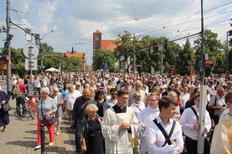 Centralna procesja Bożego Ciała [ZDJĘCIA]