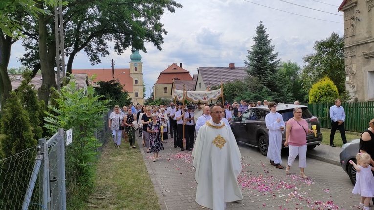 Procesja Bożego Ciała w Brzeziej Łące