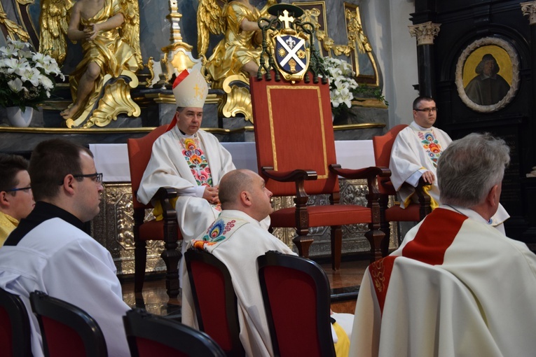 Boże Ciało w Łowiczu. Eucharystia.