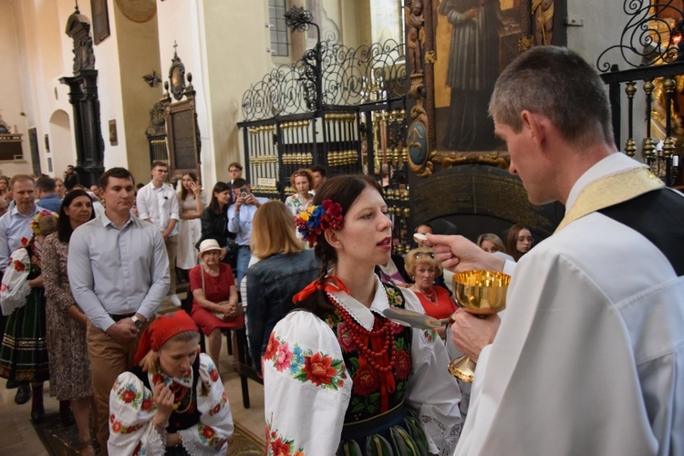 Boże Ciało w Łowiczu. Eucharystia.