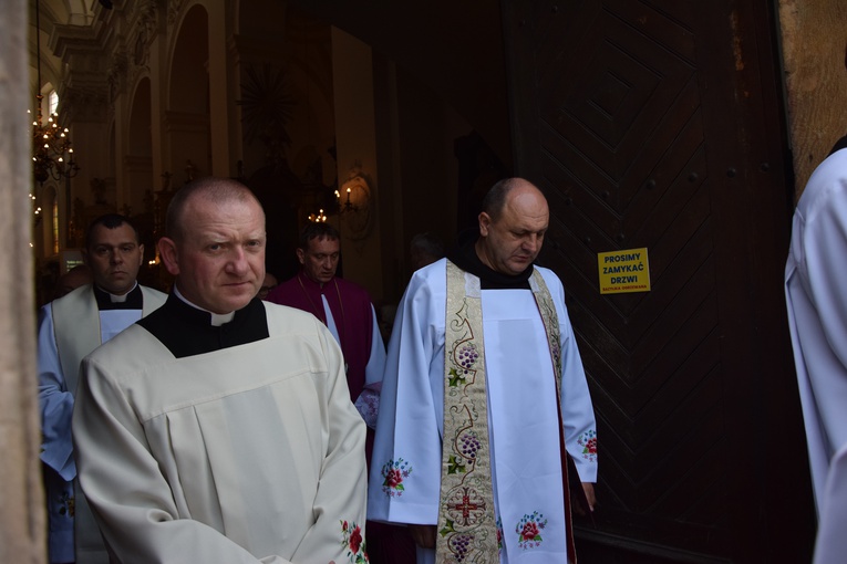 Boże Ciało w Łowiczu. Eucharystia.