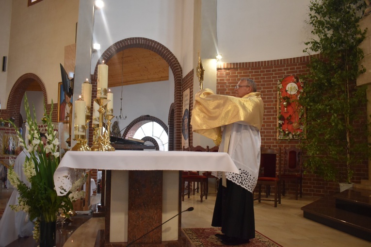 Boże Ciało u św. Jerzego i Matki Bożej Różańcowej w Wałbrzychu