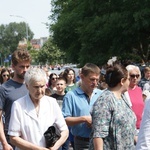 Procesja z parafii pw. św. Antoniego do parafii pw. Odkupiciela Świata