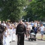 Procesja z parafii pw. św. Antoniego do parafii pw. Odkupiciela Świata