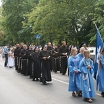 Procesja z parafii pw. św. Antoniego do parafii pw. Odkupiciela Świata