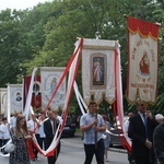 Procesja z parafii pw. św. Antoniego do parafii pw. Odkupiciela Świata