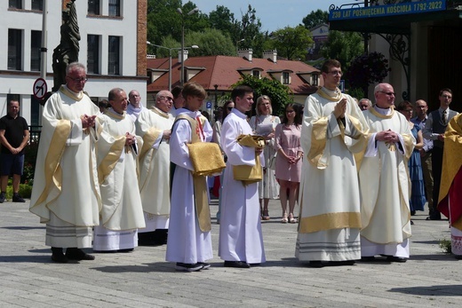 Procesja Bożego Ciała z katedry św. Mikołaja w Bielsku do Białej - 2022