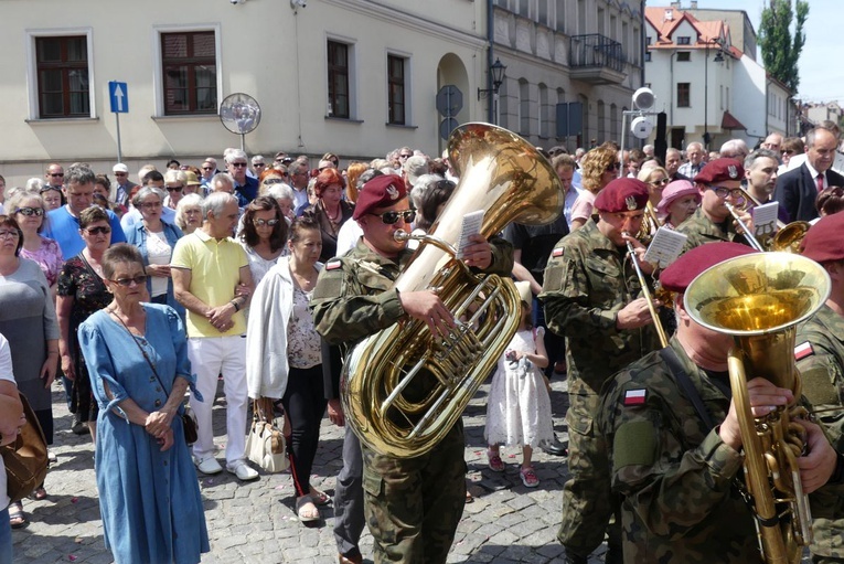 Procesja Bożego Ciała z katedry św. Mikołaja w Bielsku do Białej - 2022