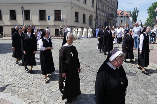 Procesja Bożego Ciała z katedry św. Mikołaja w Bielsku do Białej - 2022