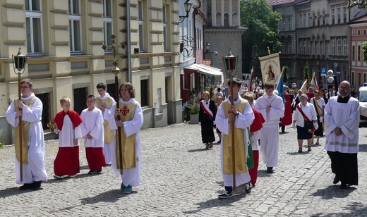 Procesja Bożego Ciała z katedry św. Mikołaja w Bielsku do Białej - 2022