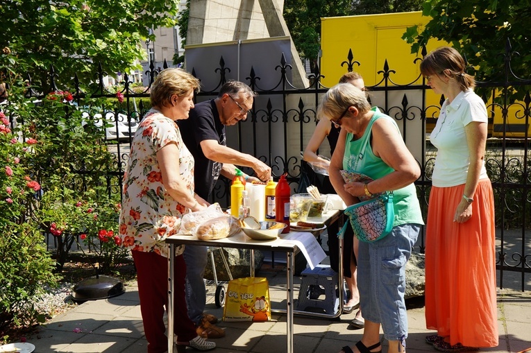 Z Teobańkologią w Boże Ciało u św. Bonifacego