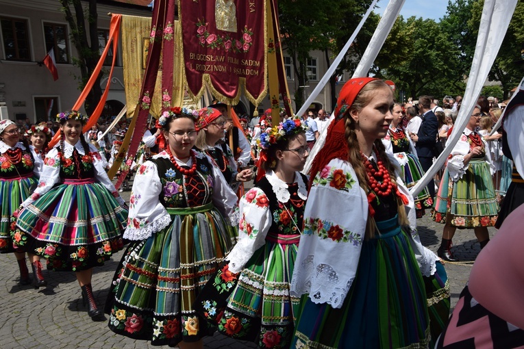 Boże Ciało w Łowiczu. Procesja.