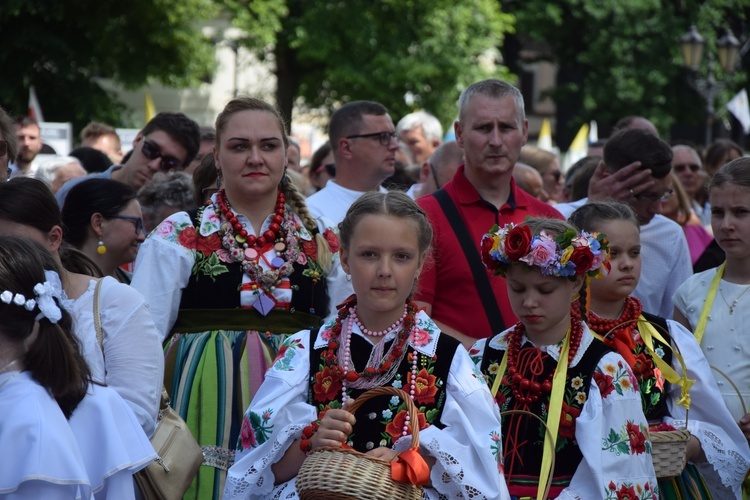 Boże Ciało w Łowiczu. Procesja.