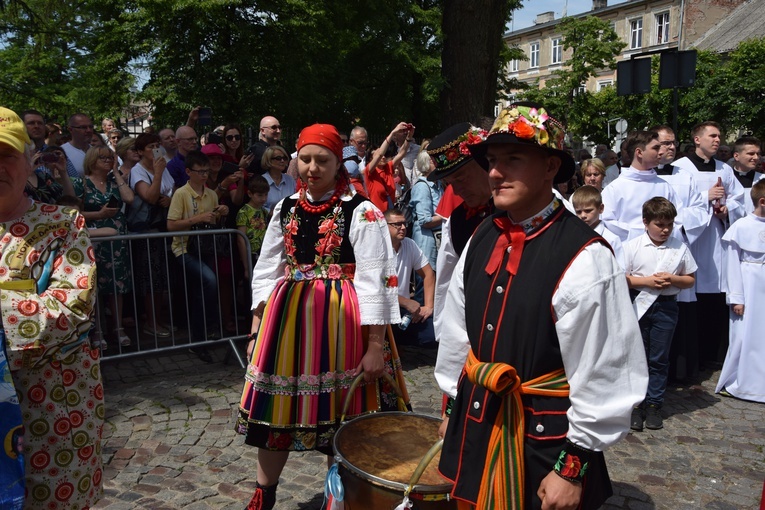 Boże Ciało w Łowiczu. Procesja.