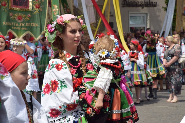 Boże Ciało w Łowiczu. Procesja.