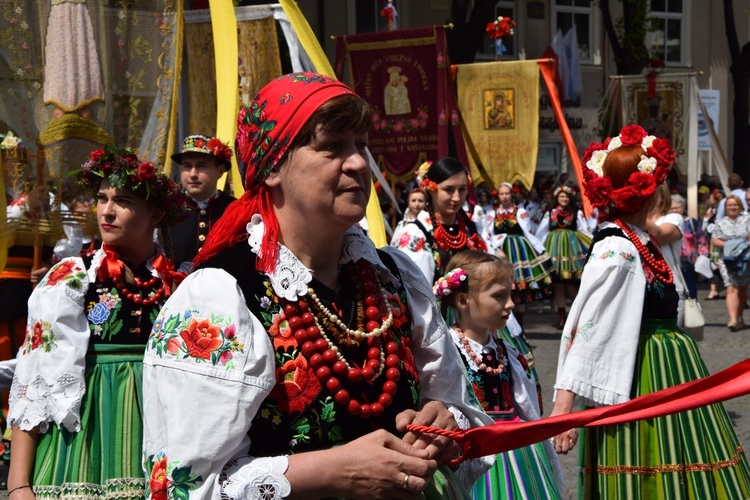 Boże Ciało w Łowiczu. Procesja.