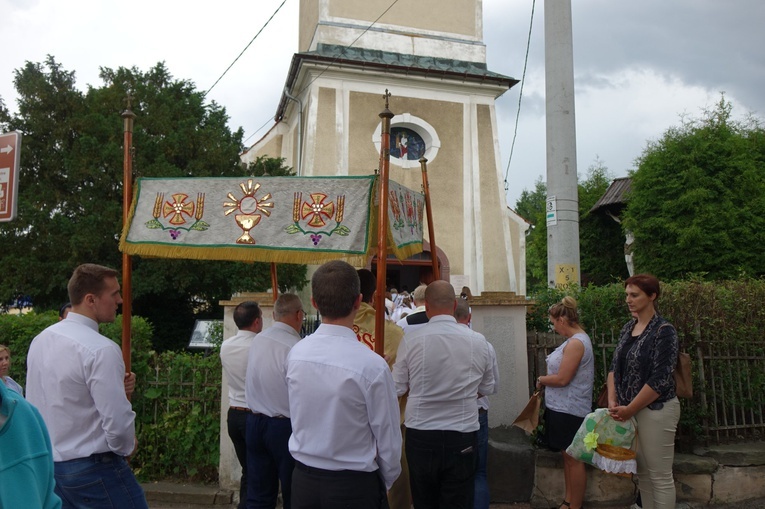 Boże Ciało u św. Barbary w Walimiu