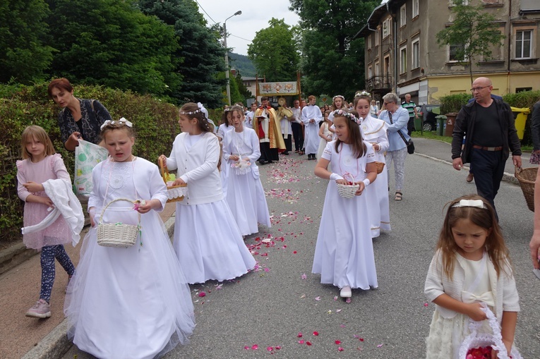 Boże Ciało u św. Barbary w Walimiu