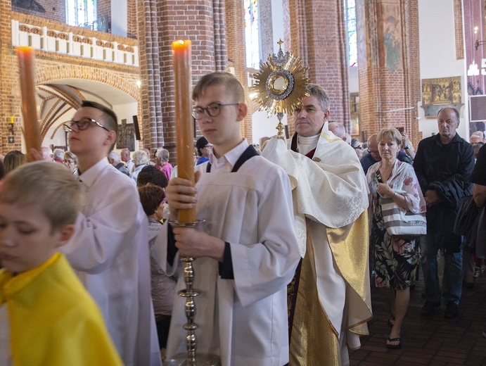 Procesja Bożego Ciała w Kołobrzegu, cz. 1 