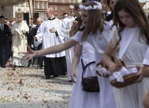 Tak było rok temu. Procesje eucharystyczne w relacjach reporterów „Gościa”