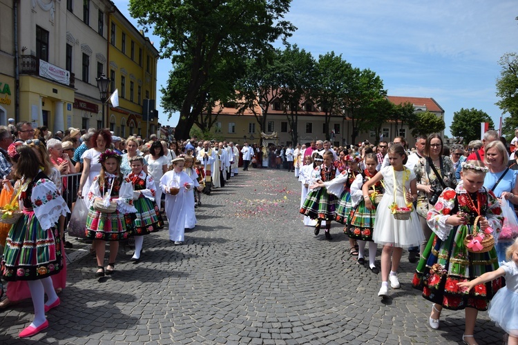 Boże Ciało w Łowiczu. Procesja.