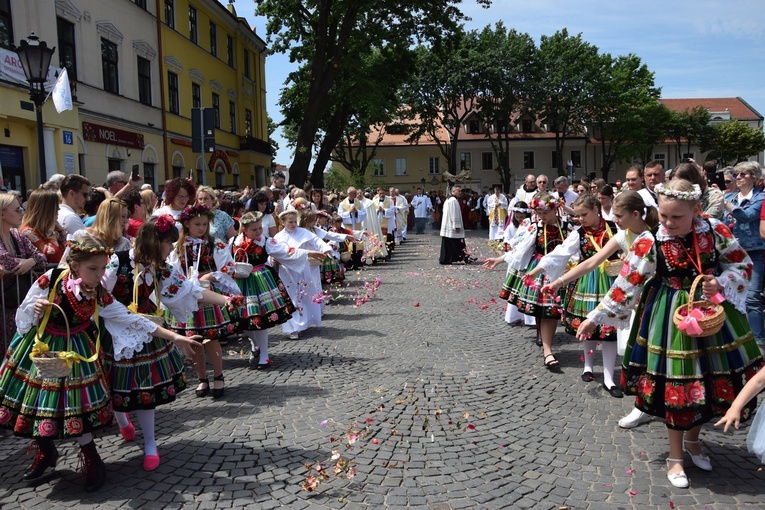 Boże Ciało w Łowiczu. Procesja.