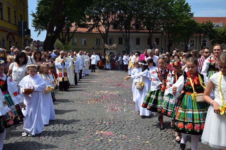 Boże Ciało w Łowiczu. Procesja.