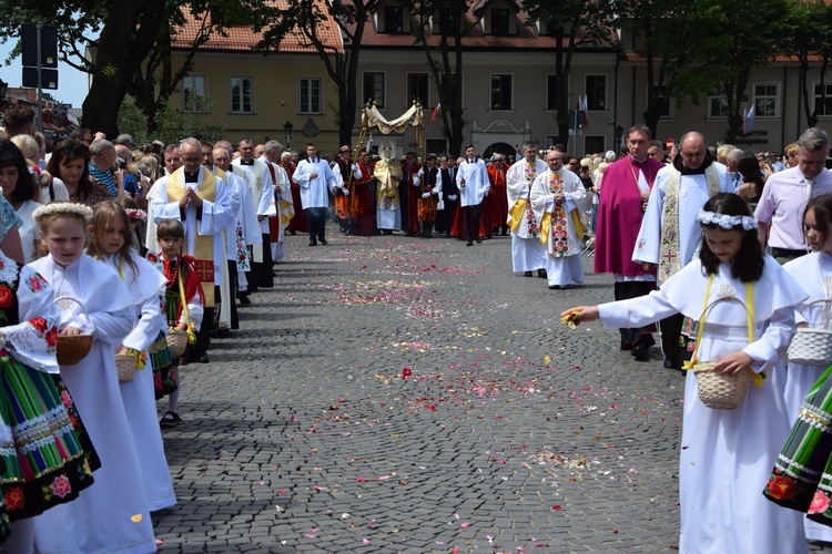 Boże Ciało w Łowiczu. Procesja.