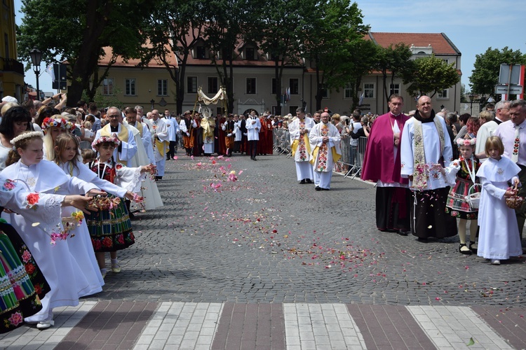 Boże Ciało w Łowiczu. Procesja.