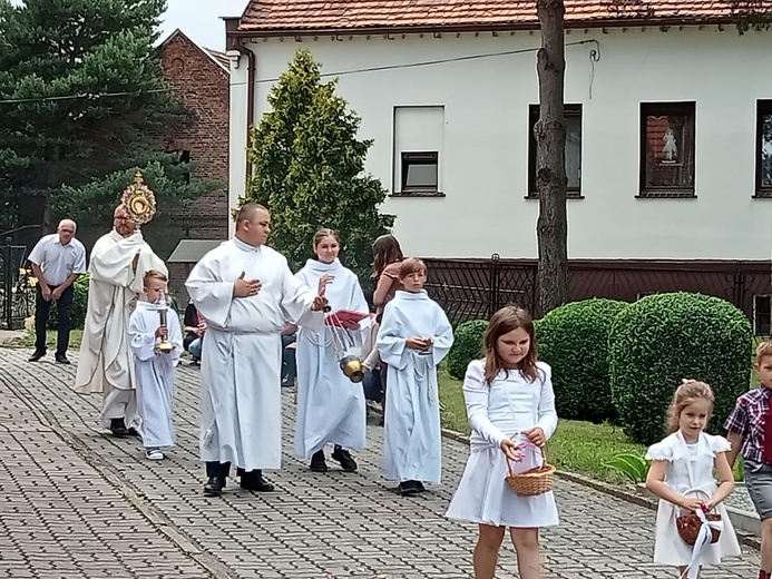 Procesja Bożego Ciała w Strzelcach