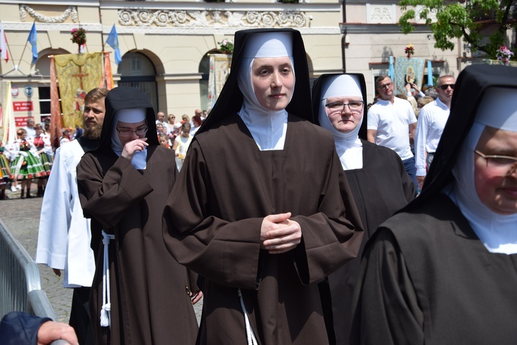 Boże Ciało w Łowiczu. Procesja.