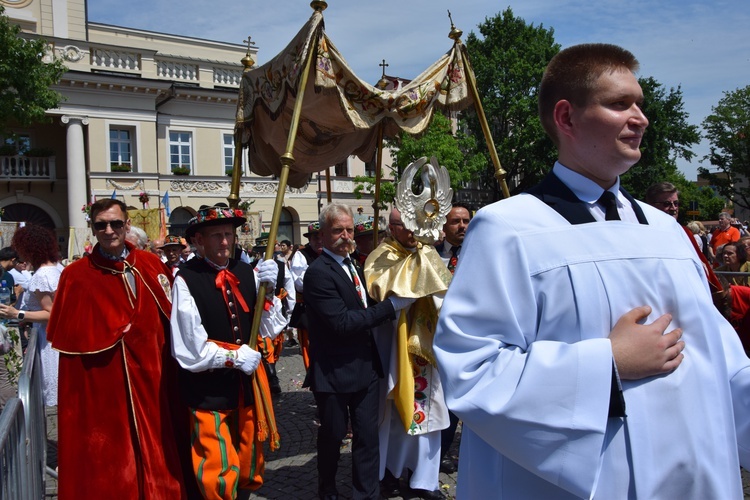 Boże Ciało w Łowiczu. Procesja.