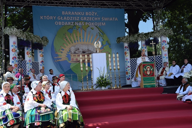 Boże Ciało w Łowiczu. Procesja.